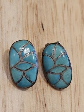 Vintage ZUNI Turquoise Inlay Oval Clip-On Earrings - Women's Jewelry